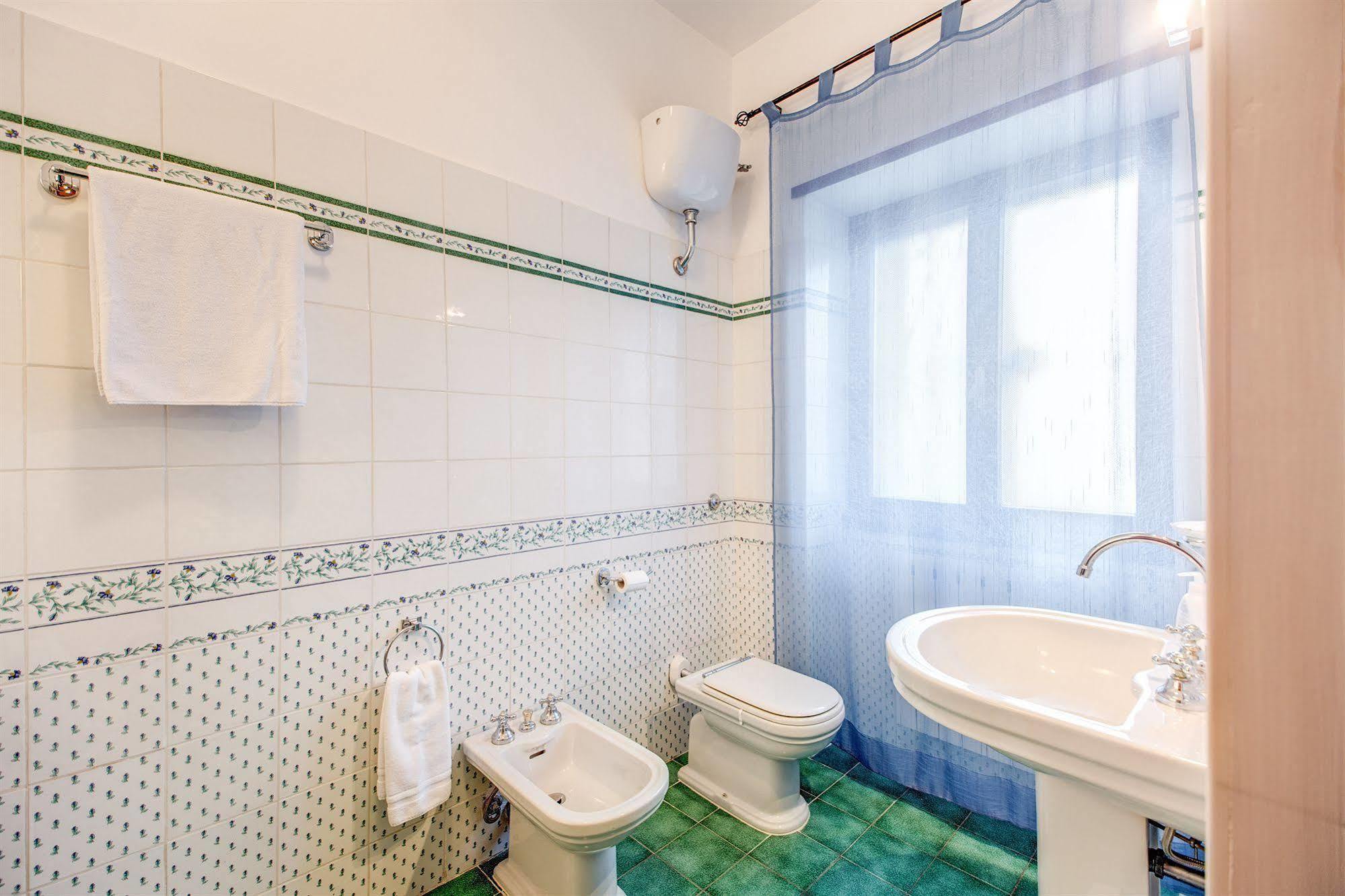 Domus Cornelia Bed & Breakfast Roma Eksteriør bilde